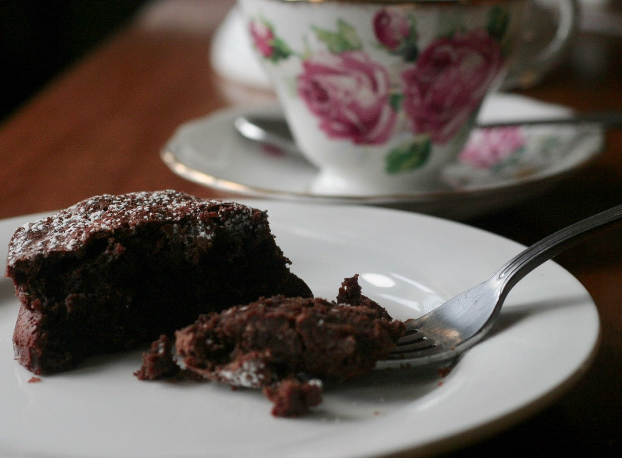 Pure Chocolate Torte 8"